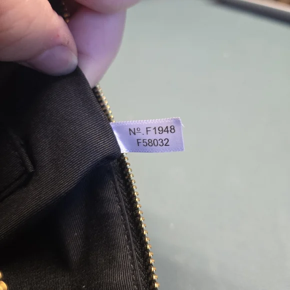 COACH NWT Corner Zip Wristlet Black - Picture 9 of 10